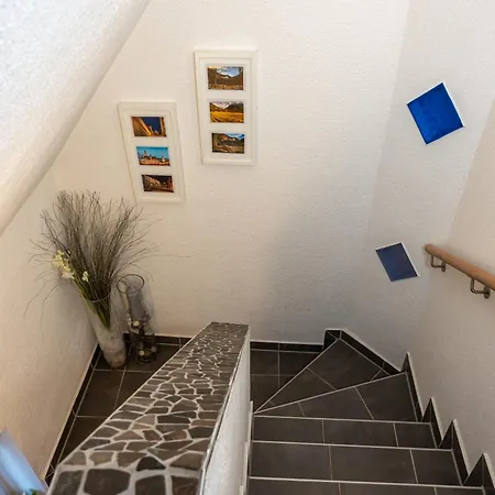 Сasa de vacaciones Modern House With Pool - 3 Bedrooms 2 Bathrooms Memmingen