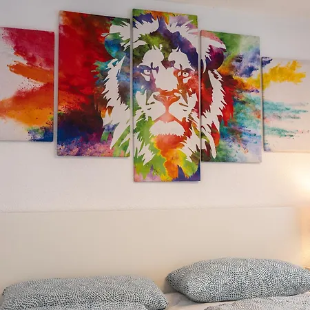Сasa de vacaciones Modern House With Pool - 3 Bedrooms 2 Bathrooms Memmingen