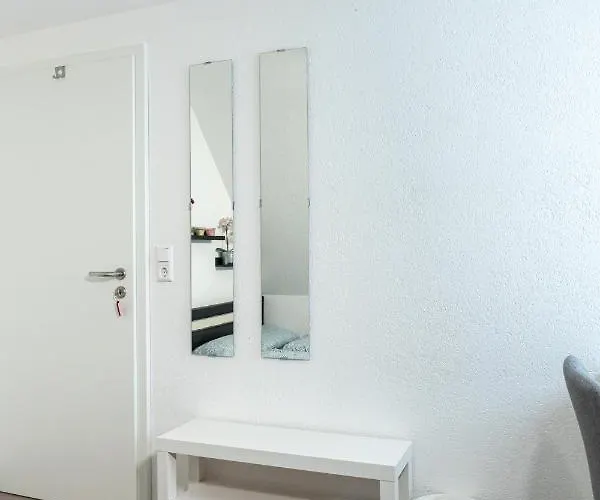 Modern House With Pool - 3 Bedrooms 2 Bathrooms Memmingen