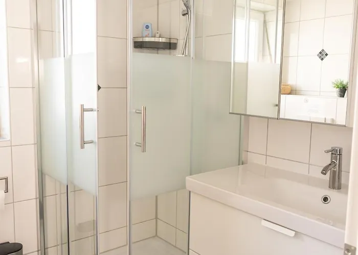Modern House With Pool - 3 Bedrooms 2 Bathrooms Сasa de vacaciones *