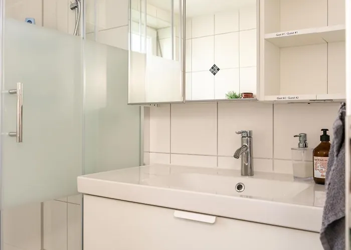 Modern House With Pool - 3 Bedrooms 2 Bathrooms Сasa de vacaciones *