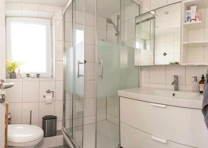 Сasa de vacaciones Modern House With Pool - 3 Bedrooms 2 Bathrooms Memmingen