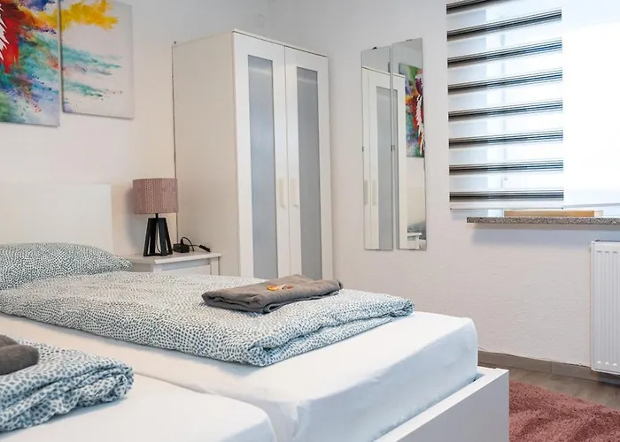 Сasa de vacaciones Modern House With Pool - 3 Bedrooms 2 Bathrooms *