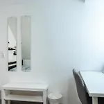 Casa vacanze Modern House With Pool - 3 Bedrooms 2 Bathrooms