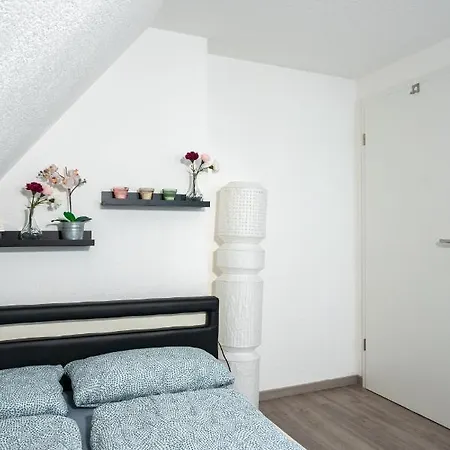 펜션 Modern House With Pool - 3 Bedrooms 2 Bathrooms 메밍겐