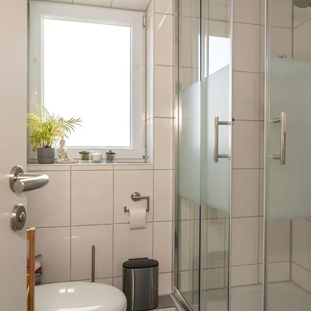 펜션 Modern House With Pool - 3 Bedrooms 2 Bathrooms 메밍겐