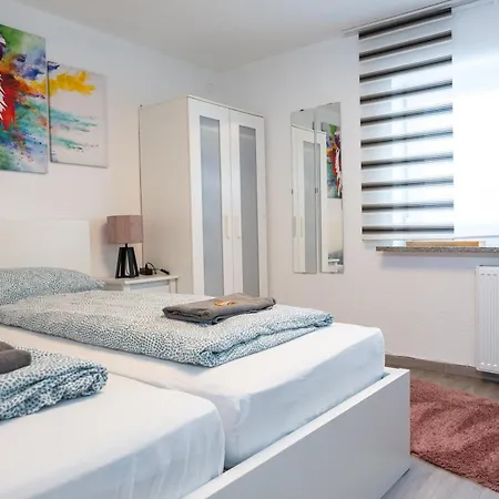 Holiday home Modern House With Pool - 3 Bedrooms 2 Bathrooms *