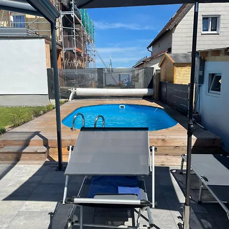 Modern House With Pool - 3 Bedrooms 2 Bathrooms Holiday home