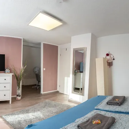 Holiday home Modern House With Pool - 3 Bedrooms 2 Bathrooms *