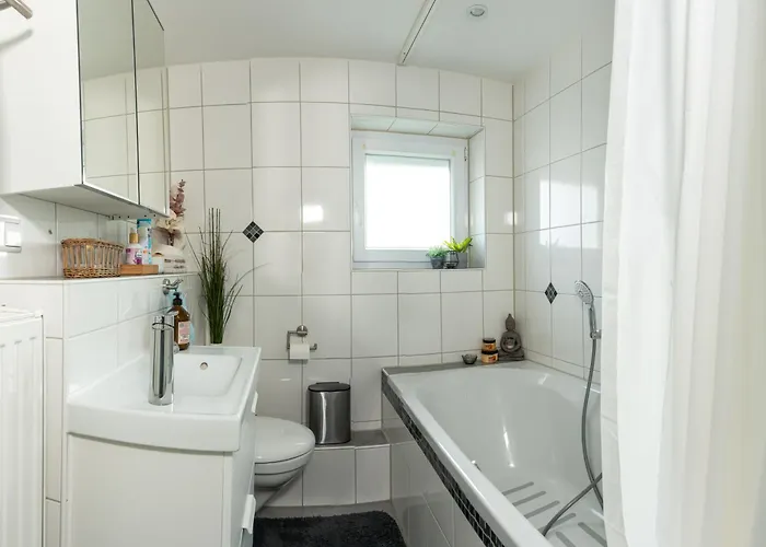 Modern House With Pool - 3 Bedrooms 2 Bathrooms * メミンゲン